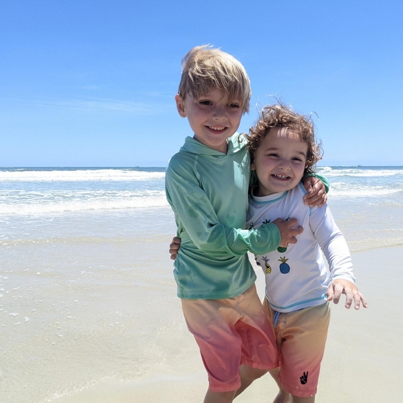 Meet your Posher - Picture 2 of 12